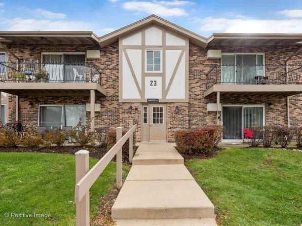 16W525 Lake Dr APT 103, Willowbrook, IL 60527