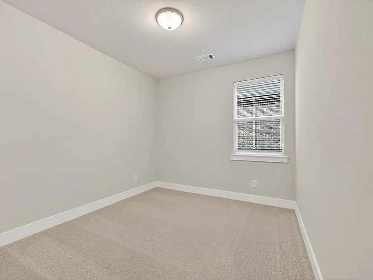 4123 Windy Point Rd — Photo 17