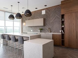 West22, Toronto, ON M9N 0B1