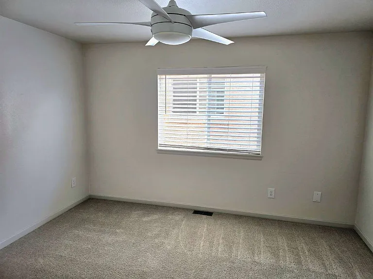 6425 Gilmore Grv — Photo 16