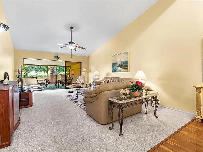 4660 La Jolla Dr — Photo 14