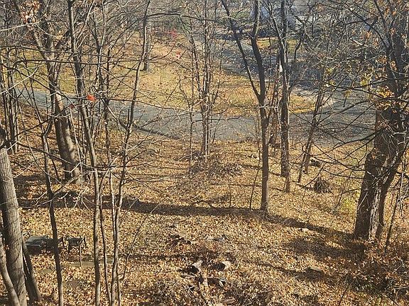 3rd image of 3149 Inverness Ln