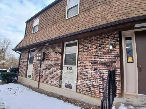 1301 E Frederick St APT D, Independence, MO 64050