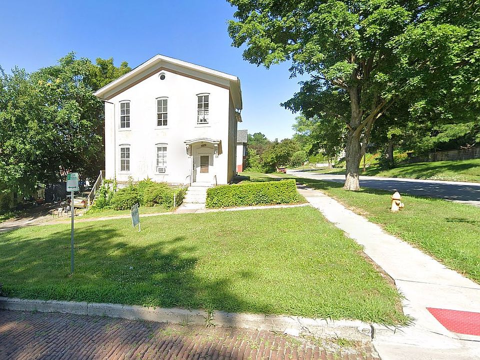 1st image of 530 Western Ave
