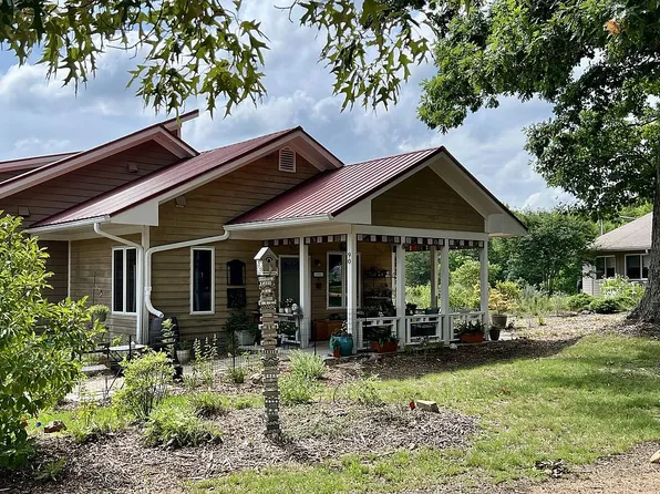 90 Elderberry Ln, Rougemont, NC 27572