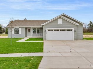 124 Spring DRIVE #Lt38, Walworth, WI 53184