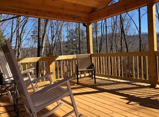 125 Hickory Haven Dr, Candler, NC 28715