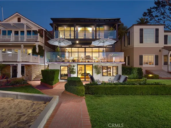 19 Bay Is, Newport Beach, CA 92661