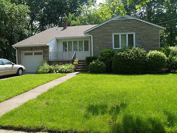 2nd image of 549 Columbia St