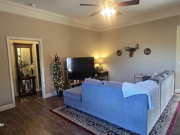 3rd image of 4812 Cherokee Heights Rd