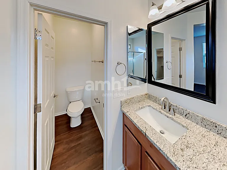 1688 E Primavera Way — Photo 12