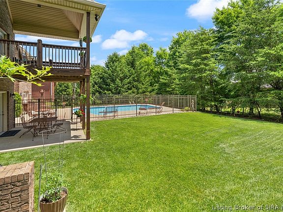 4th image of 1016 Caiman Court