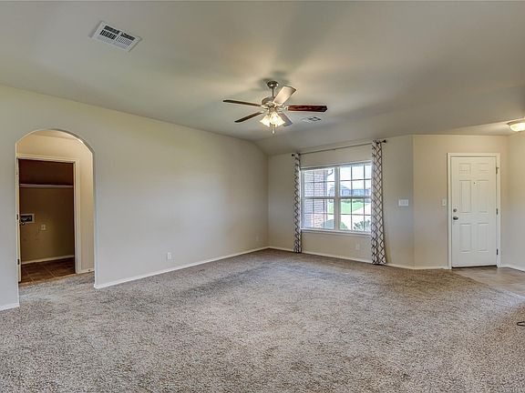 4th image of 9284 S 250th East Ave