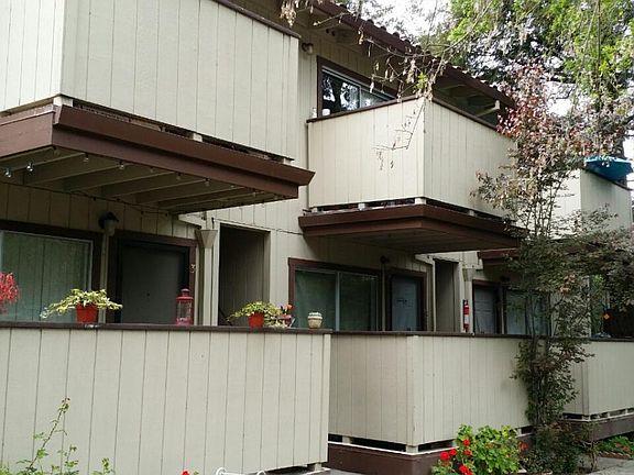 5th image of 4602 Scotts Valley Dr APT 5