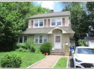 483 Cumberland Ave, Teaneck, NJ 07666