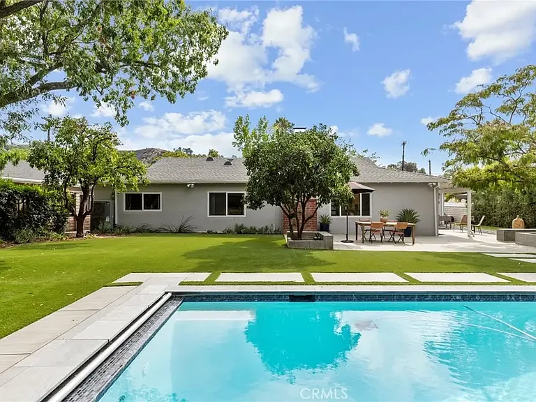 4410 Canoga Dr — Photo 22