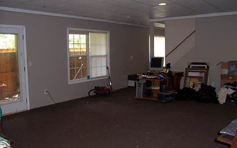 4th image of 200 Creekwood Ln