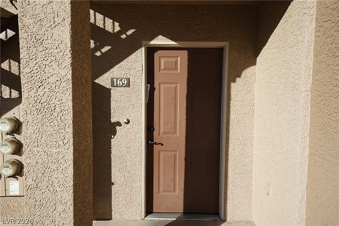 2 bed, 2.0 bath, 1053 sqft, $1,395 — Photo 3