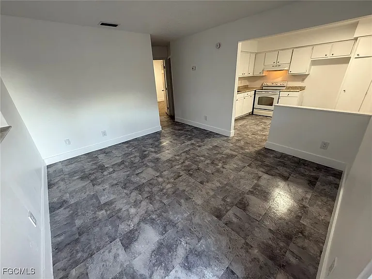 2708 Broadway #5 — Photo 7
