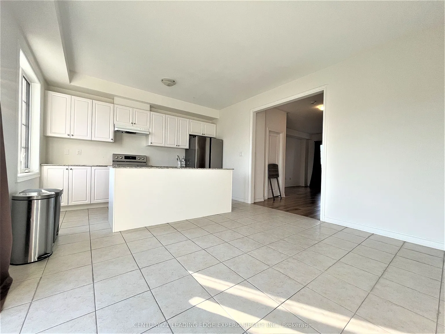 4 bed, $3,180 — Photo 4
