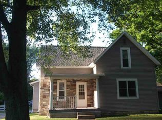 204 High St, Wakarusa, IN 46573