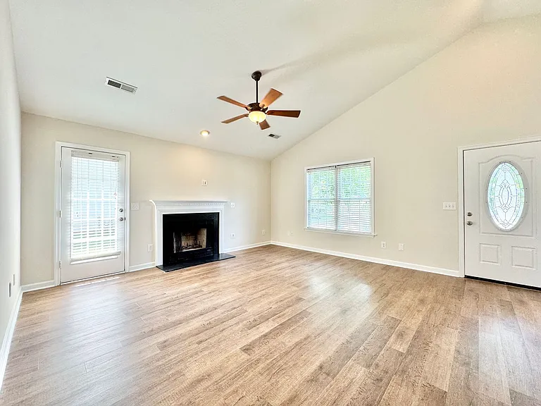 3529 Bent Trace Dr — Photo 19