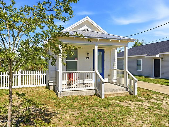3rd image of 902 Wilson Ave