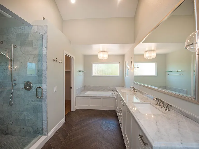 2406 La Mesa Ct — Photo 26