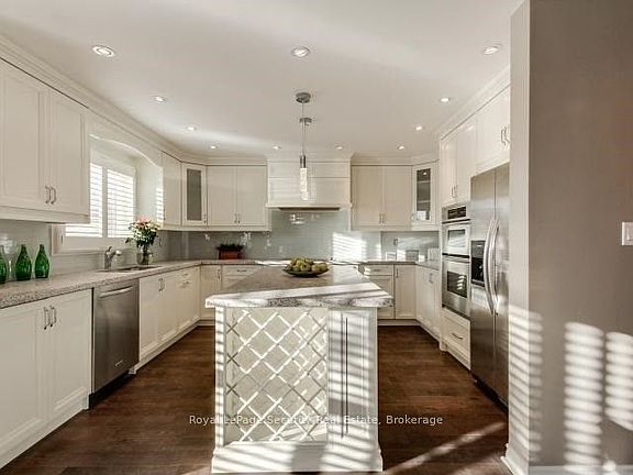 5th image of 76 Dante Ct