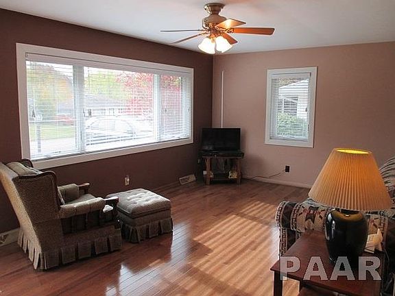 2nd image of 5325 N Plaza Dr