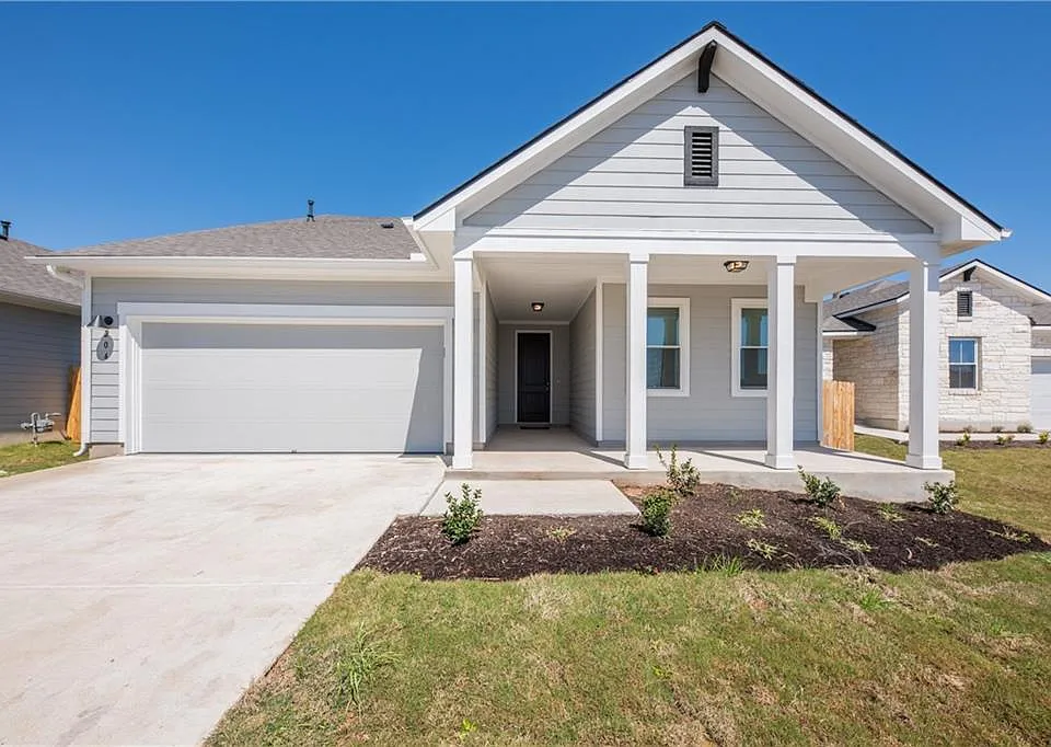 204 Cold Spring Loop