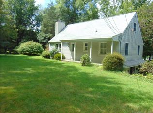 8 Williams Rd, Bethel, CT 06801