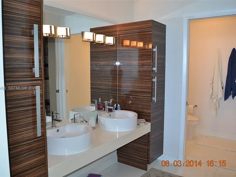 2020 N Bayshore Dr #2805 — Photo 7