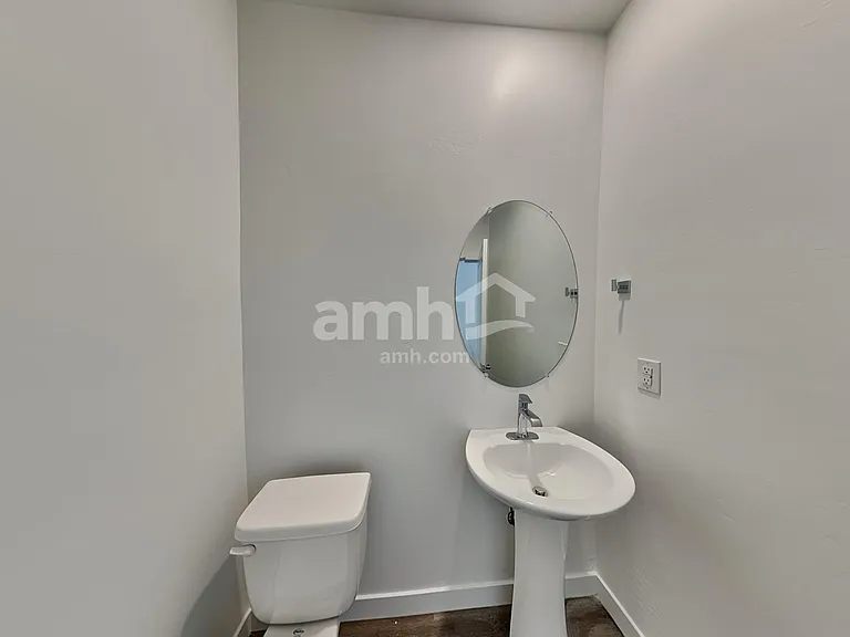 6312 W Calle Bilboa — Photo 8