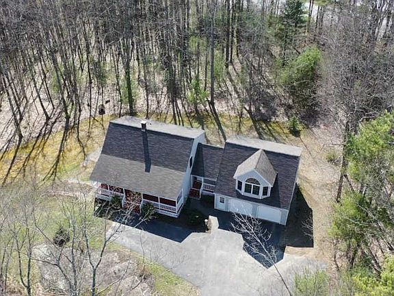 3rd image of 56 Cathedral Oaks Dr