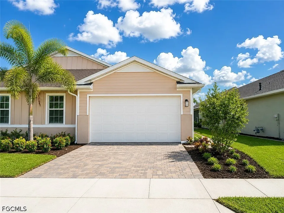 43860 Blue Heron Ln