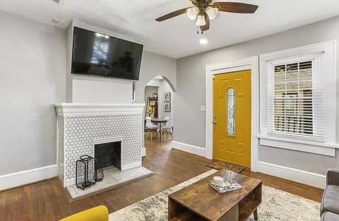 1716 Lanier Dr SW — Photo 10