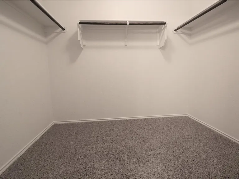 2601 Chandler Creek Blvd #16 — Photo 7