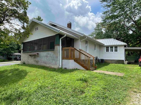 2424 S Milton Dr
