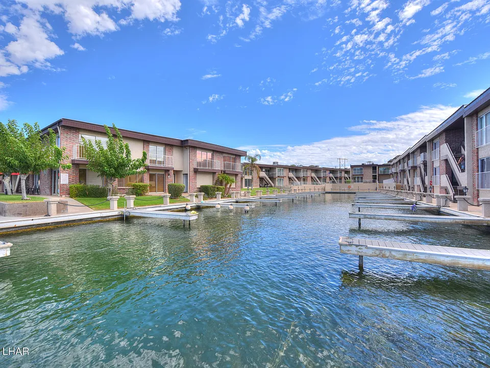 9170 Riverside Dr #26