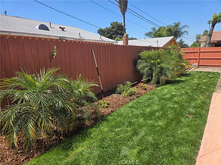 7003 Conejo Dr #1/2 — Photo 16
