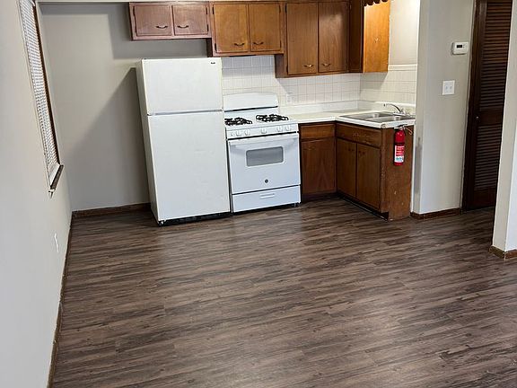 5th image of 1618 Anthony St APT 6
