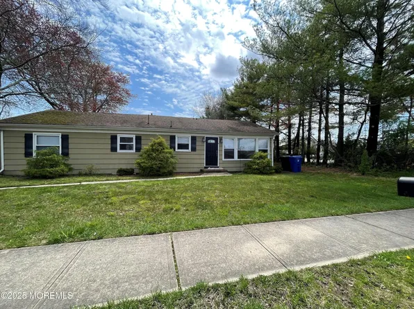2207 Adams Ave #A, Toms River, NJ 08753