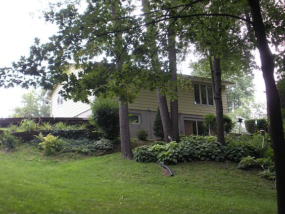 2nd image of 451 30th Ave