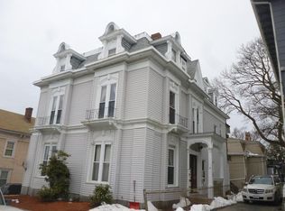 11 William St APT 4, Worcester, MA 01609