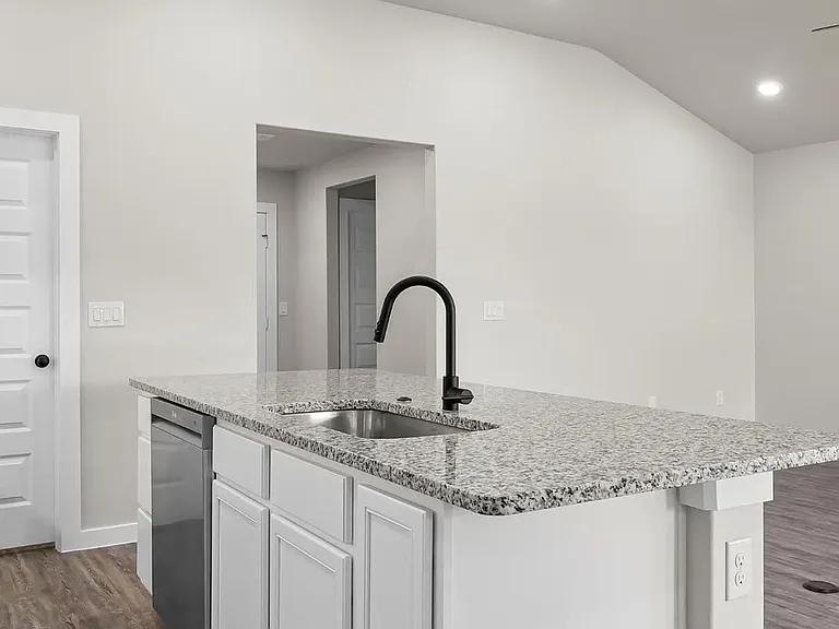 2321 136th St — Photo 11
