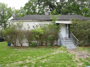 121 9th St, Midfield, AL 35228