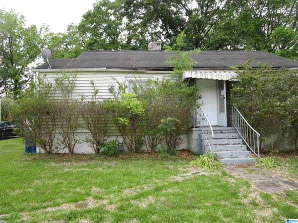 121 9th St, Midfield, AL 35228
