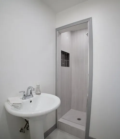 10100 Woodway Dr — Photo 30