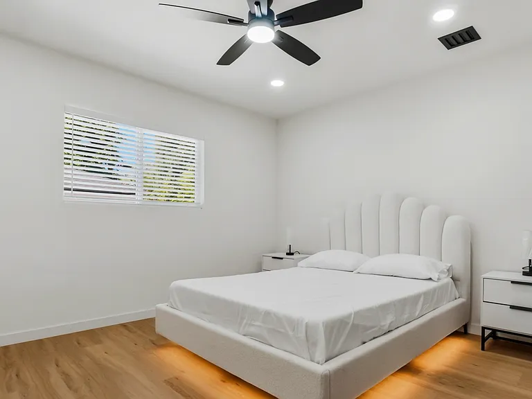 4177 Fair Ave — Photo 53